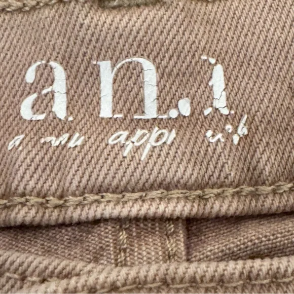 A.N.A women's High-Rise Balloon Jean five-button closure pants size 12
 b65 - Picture 2 of 6